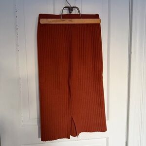 Knit Ribbed Pencil Skirt